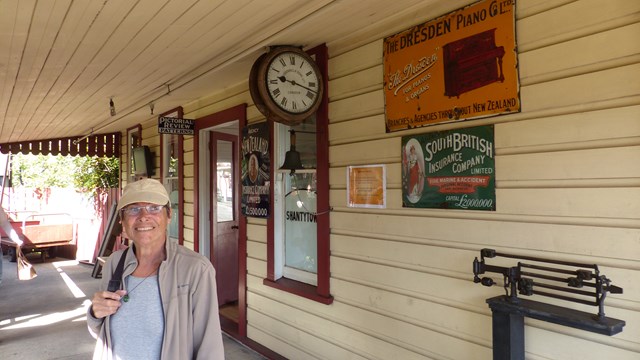 NZ/NZ-1083